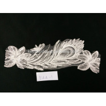 Fabricant de dentelle en usine avec tailles personnalisées tissu en dentelle à la broderie en caoutchouc blanc